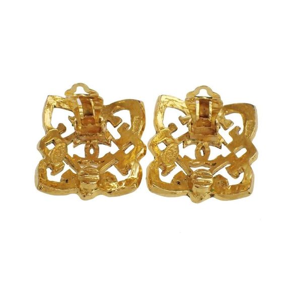 Pre Loved Chanel Gold Square Cutout Earrings Women - Picture 5 of 8